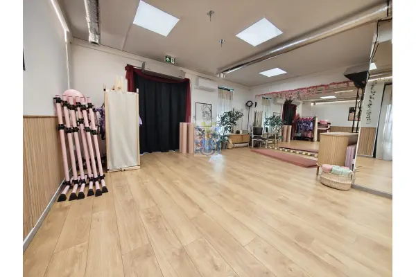 Kraków, Dębniki, Kliny Zacisze, Kliny Zacisze, Dębniki lokal 82m2 parter, witryna
